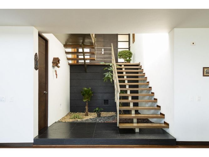 Casa de 4 alcobas en venta en Las Lomitas, Sabaneta, 570 m² · foto 10 de 20