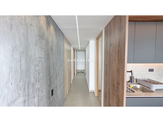 Apartamento de 2 alcobas en venta en El Poblado, Medellín, 133 m² · foto 6 de 12