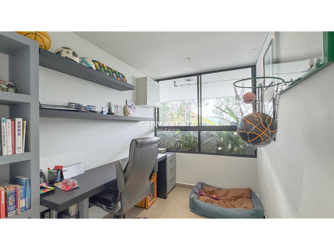 Apartamento de 2 alcobas en venta en El Poblado, Medellín, 133 m² · foto 10 de 12