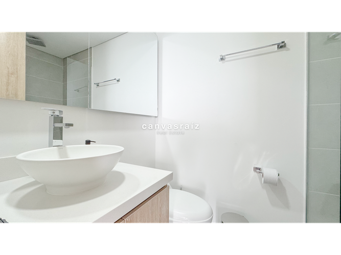 Apartamento de 2 alcobas en venta en El Poblado, Medellín, 133 m² · foto 12 de 12