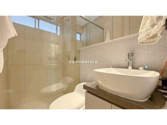 Casa de 5 alcobas en venta en Loma Benedictinos, Envigado, 280 m² · foto 13 de 18