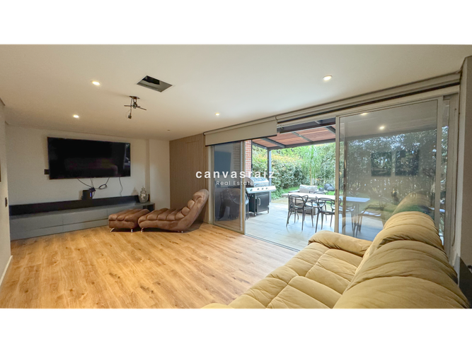 Casa de 5 alcobas en venta en Loma Benedictinos, Envigado, 280 m² · foto 16 de 18