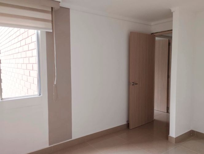 Apartamento de 3 alcobas en arriendo en El Poblado, Medellín, 149 m² · foto 9 de 14