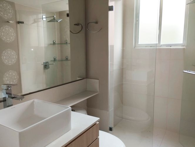 Apartamento de 3 alcobas en arriendo en El Poblado, Medellín, 149 m² · foto 14 de 14