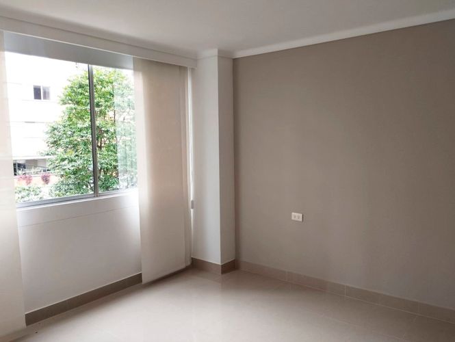 Apartamento de 3 alcobas en arriendo en El Poblado, Medellín, 149 m² · foto 3 de 14