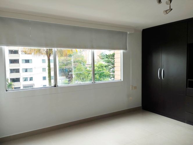 Apartamento de 3 alcobas en arriendo en El Poblado, Medellín, 149 m² · foto 11 de 14