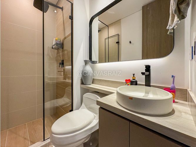 Apartamento de 3 alcobas en venta en El Poblado, Medellín, 138 m² · foto 7 de 18