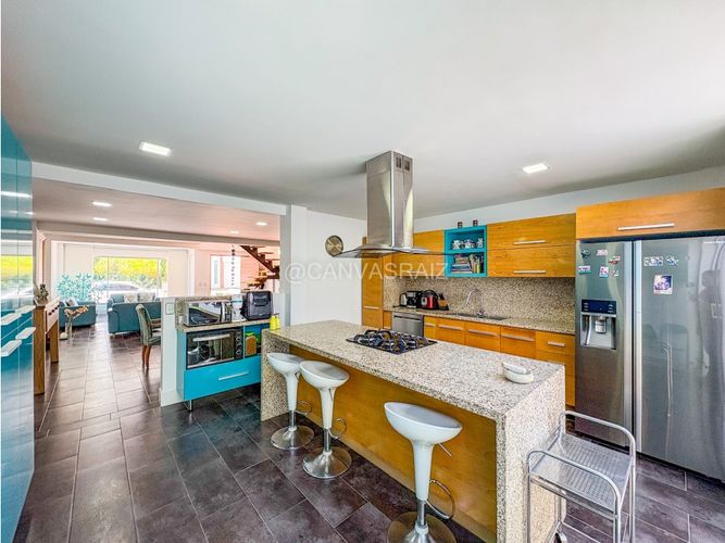 Casa de 3 alcobas en venta en La Ceja, 371 m² · foto 4 de 24