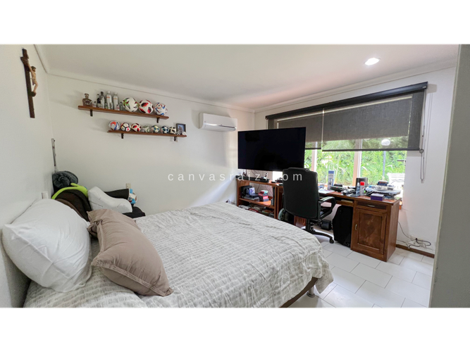 Casa de 4 alcobas en venta en El Poblado, Medellín, 297 m² · foto 4 de 5