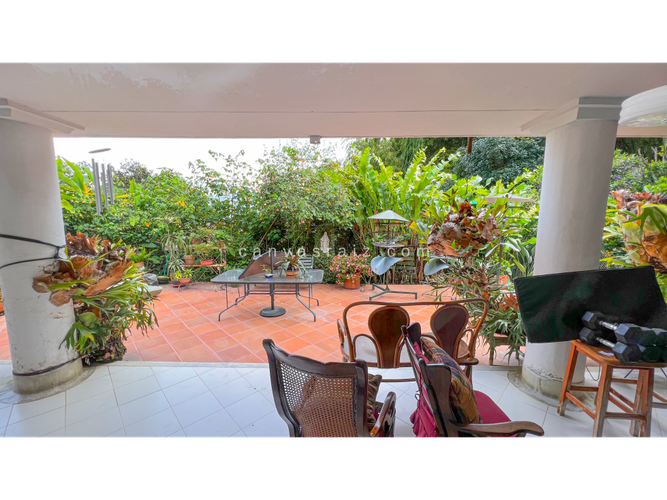 Casa de 4 alcobas en venta en El Poblado, Medellín, 297 m² · foto 5 de 5