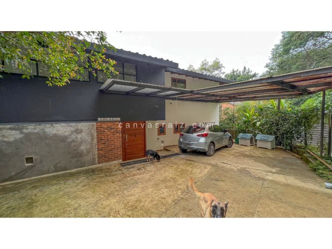 Casa de 3 alcobas en venta en Loma De Las Brujas, Envigado, 170 m² · foto 6 de 6