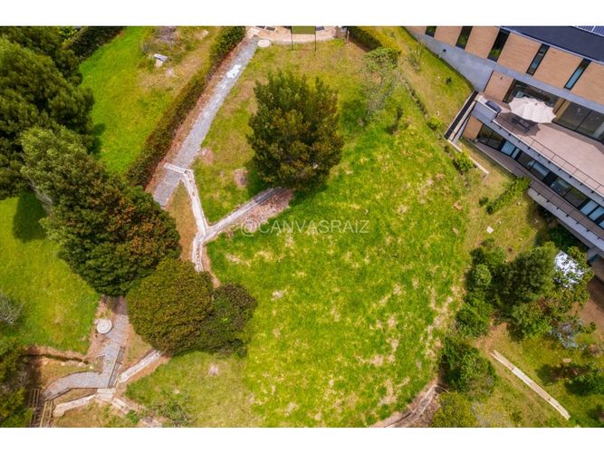 Lote en venta en Las Palmas, Envigado, 1945 m² · foto 2 de 6