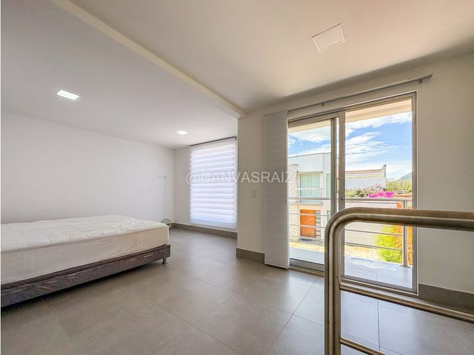Casa de 3 alcobas en venta en La Ceja, 371 m² · foto 23 de 24
