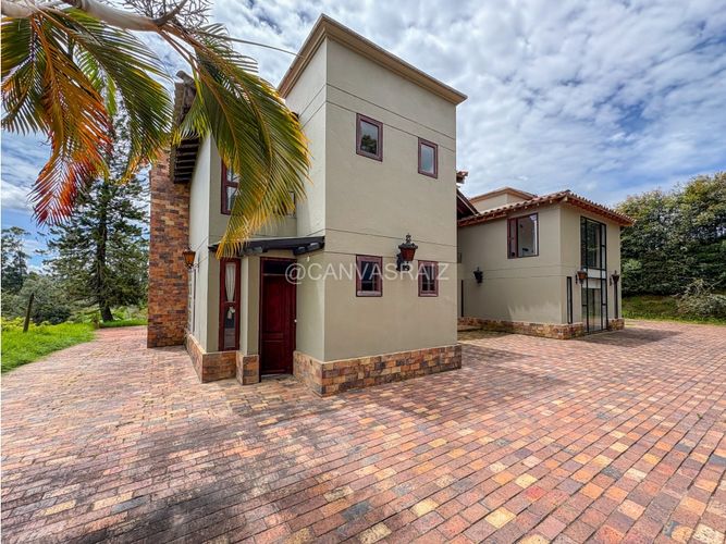 Casa de 6 alcobas en venta en Llano Grande, Rionegro, 800 m² · foto 5 de 19
