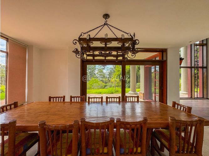 Casa de 6 alcobas en venta en Llano Grande, Rionegro, 800 m² · foto 9 de 19