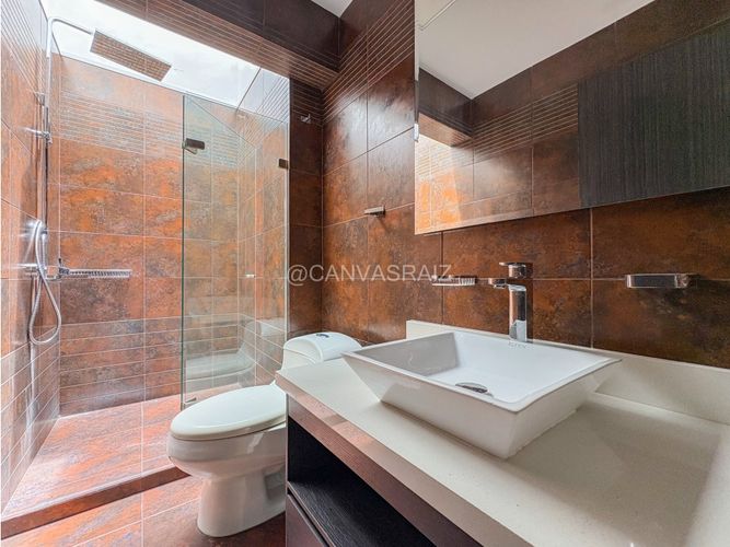 Casa de 6 alcobas en venta en Llano Grande, Rionegro, 800 m² · foto 15 de 19