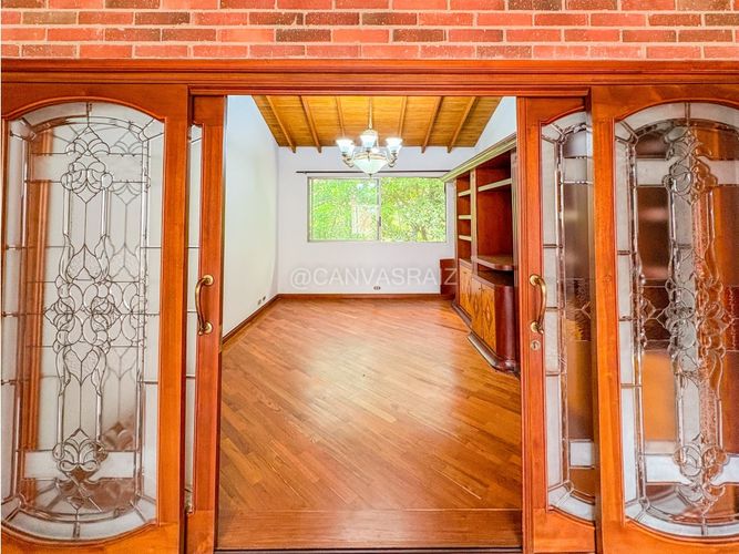 Casa de 4 alcobas en venta en Los Naranjos, Medellín, 520 m² · foto 12 de 22