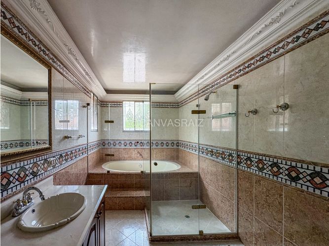 Casa de 4 alcobas en venta en Los Naranjos, Medellín, 520 m² · foto 22 de 22