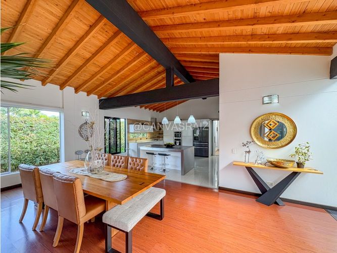 Casa de 4 alcobas en venta en Llano Grande, Rionegro, 300 m² · foto 8 de 20