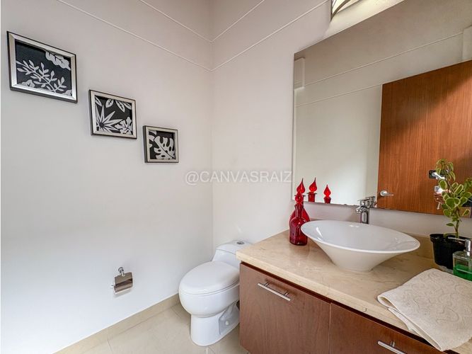 Casa de 4 alcobas en venta en Llano Grande, Rionegro, 300 m² · foto 10 de 20