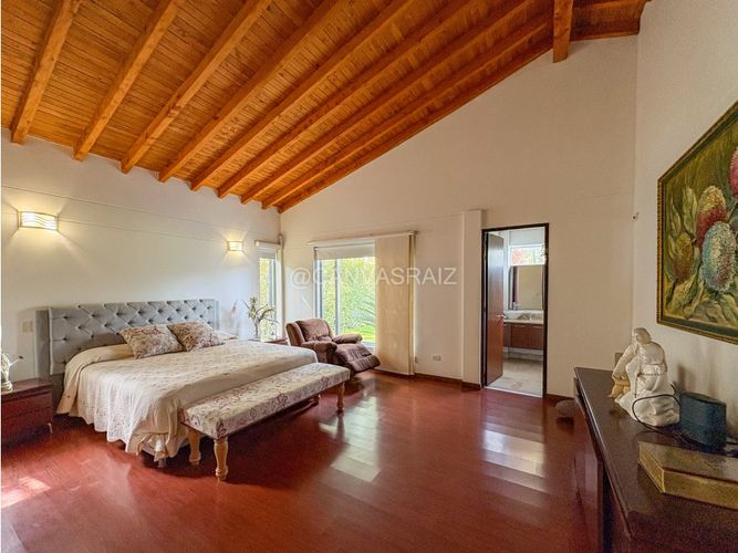 Casa de 4 alcobas en venta en Llano Grande, Rionegro, 300 m² · foto 13 de 20