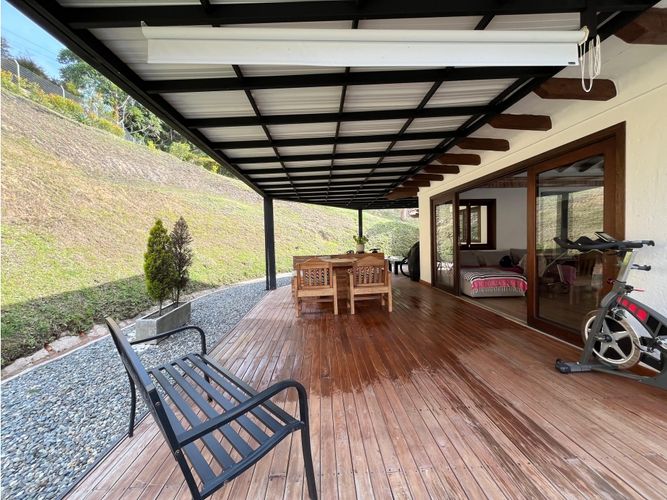 Casa de 4 alcobas en venta en El Carmen De Viboral, El Carmen de Viboral, 350 m² · foto 4 de 9