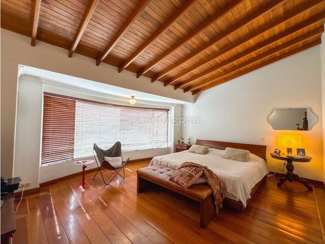 Casa de 4 alcobas en venta en Los Naranjos, Envigado, 438 m² · foto 15 de 24