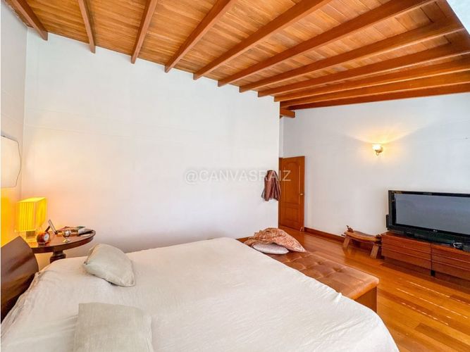 Casa de 4 alcobas en venta en Los Naranjos, Envigado, 438 m² · foto 16 de 24