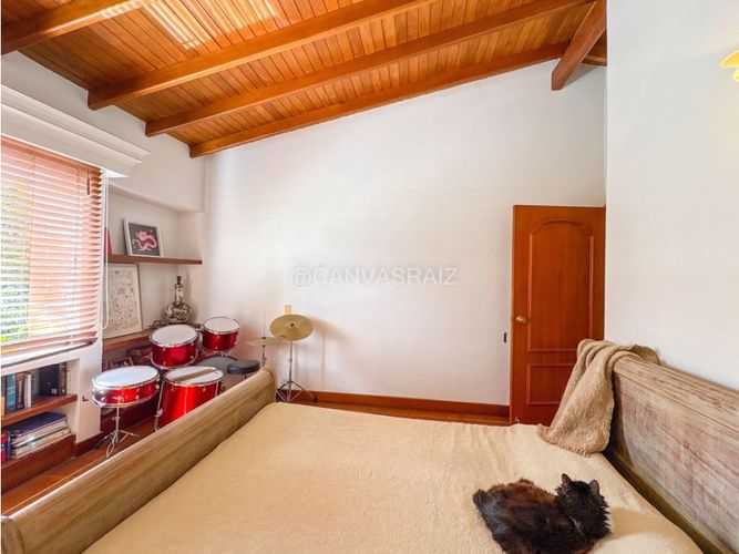Casa de 4 alcobas en venta en Los Naranjos, Envigado, 438 m² · foto 19 de 24
