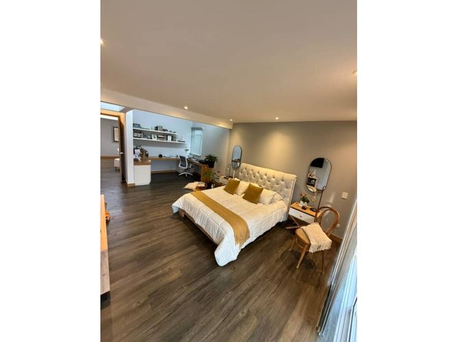 Casa de 4 alcobas en venta en Llano Grande, Rionegro, 336 m² · foto 7 de 9