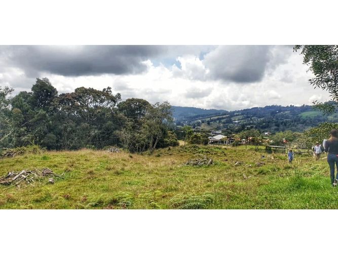 Lote en venta en Las Palmas, Envigado, 8300 m² · foto 3 de 6