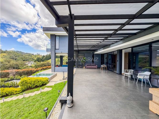 Casa de 4 alcobas en venta en Las Palmas, Envigado, 490 m² · foto 10 de 24