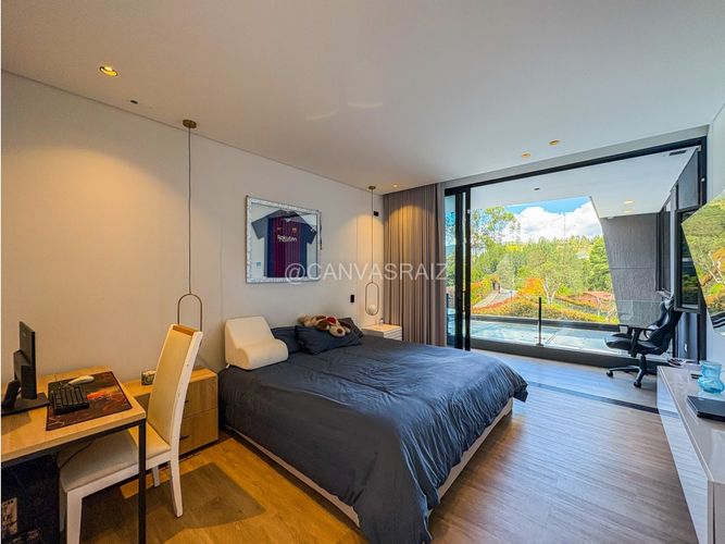 Casa de 4 alcobas en venta en Las Palmas, Envigado, 490 m² · foto 23 de 24