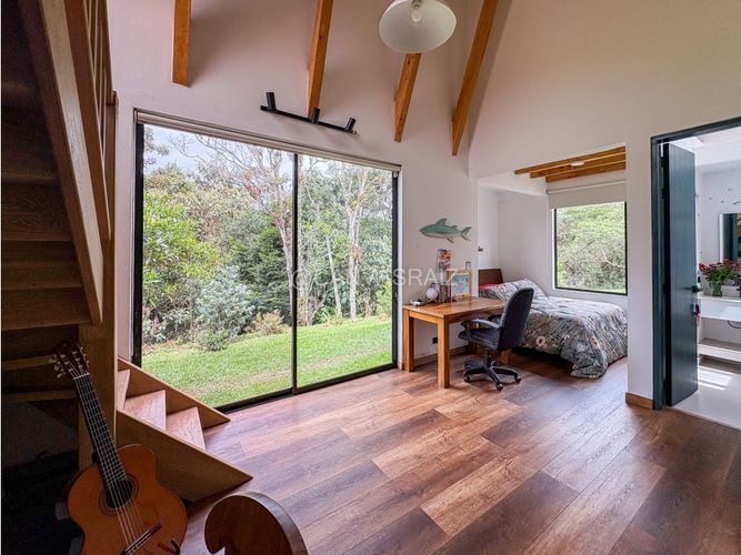 Casa de 4 alcobas en venta en Vía Las Palmas, El Retiro, 430 m² · foto 20 de 24