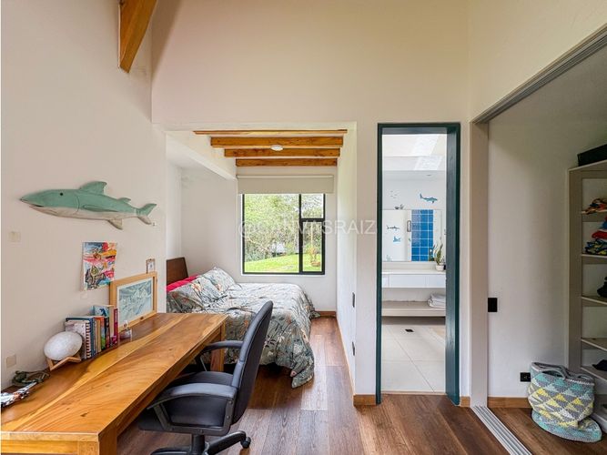 Casa de 4 alcobas en venta en Vía Las Palmas, El Retiro, 430 m² · foto 21 de 24