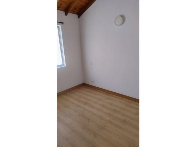 Casa de 3 alcobas en venta en San Antonio De Pereira, Rionegro, 141 m² · foto 5 de 10