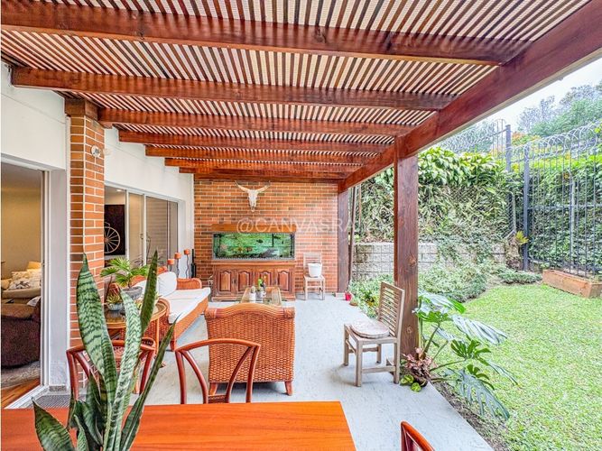 Casa de 4 alcobas en venta en Urbanizacion Remansos De San Lucas, Envigado, 198 m² · foto 4 de 14