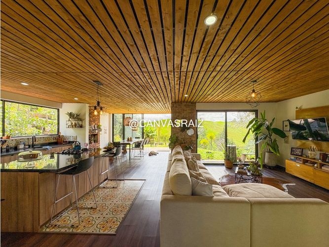 Casa de 3 alcobas en venta en El Carmen De Viboral, El Carmen de Viboral, 320 m² · foto 3 de 24