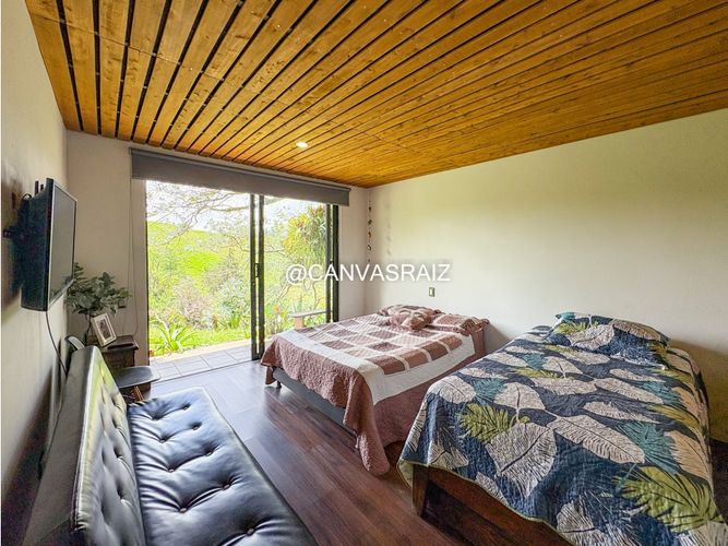 Casa de 3 alcobas en venta en El Carmen De Viboral, El Carmen de Viboral, 320 m² · foto 12 de 24