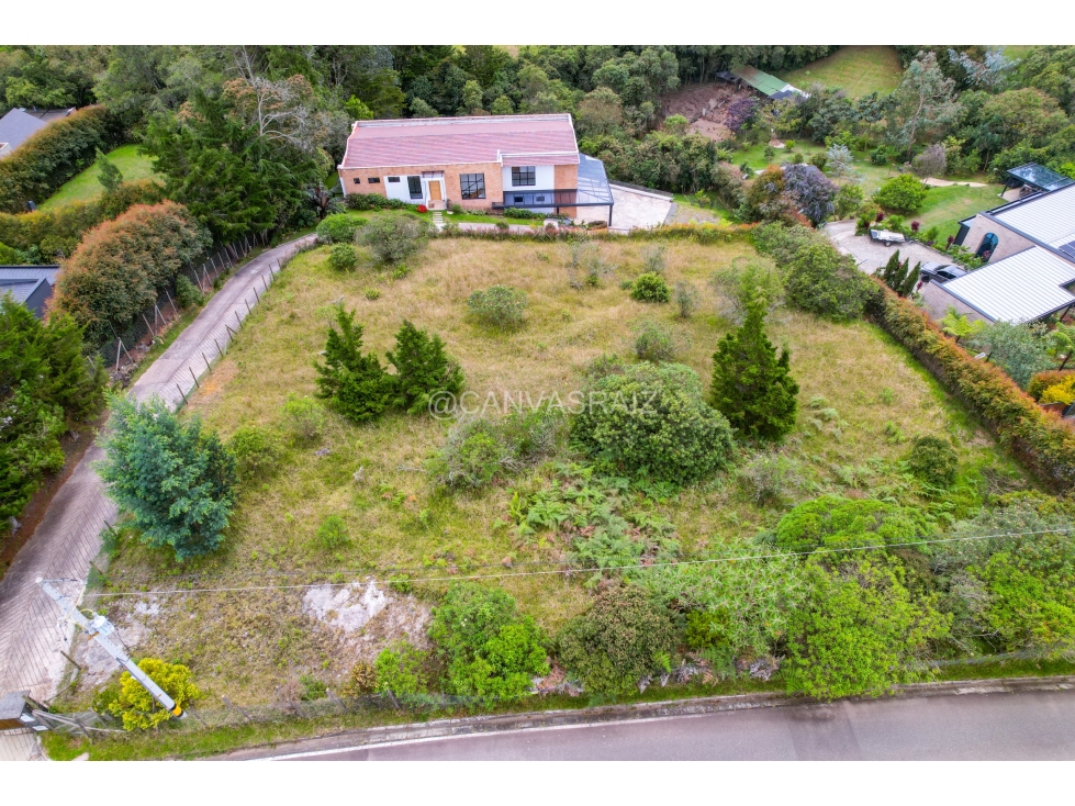 Land in Las Palmas (2105 m²) for Sale - 3