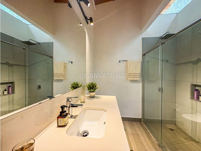 Casa de 4 alcobas en venta en Guamito, La Ceja, 350 m² · foto 11 de 15