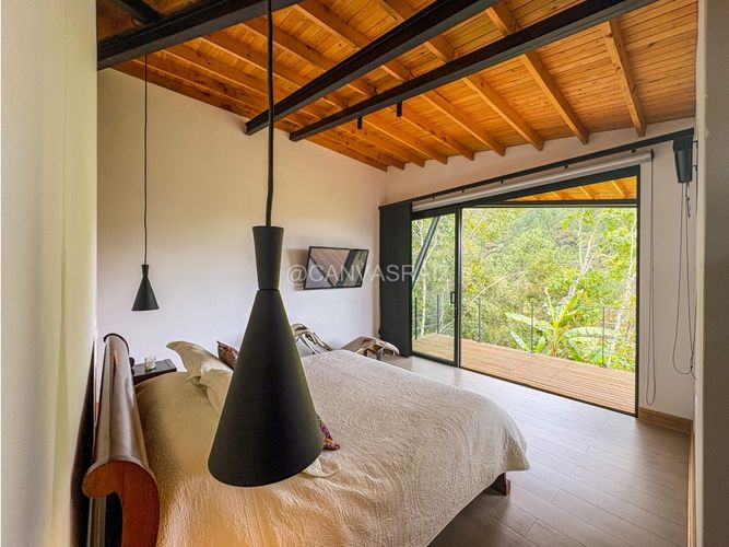 Casa de 4 alcobas en venta en Guamito, La Ceja, 350 m² · foto 12 de 15