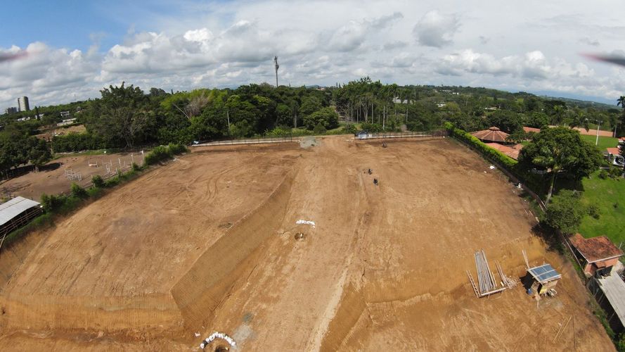 Lote en venta en Cerritos, Pereira, 2300 m² · foto 2 de 7