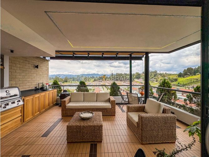 Apartamento de 3 alcobas en venta en Barro Blanco, Rionegro, 155 m² · foto 4 de 13