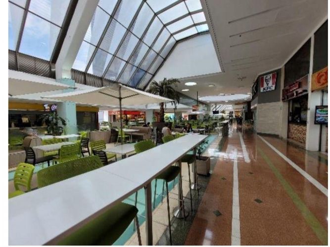 Local en venta en Conquistadores, Medellín, 83 m² · foto 2 de 8