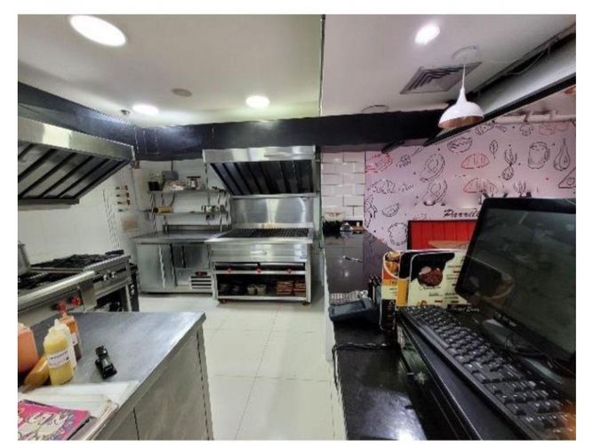 Local en venta en Conquistadores, Medellín, 83 m² · foto 4 de 8