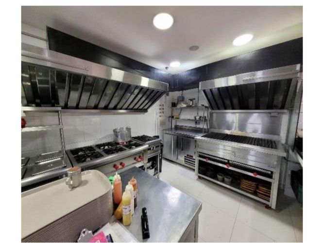 Local en venta en Conquistadores, Medellín, 83 m² · foto 7 de 8