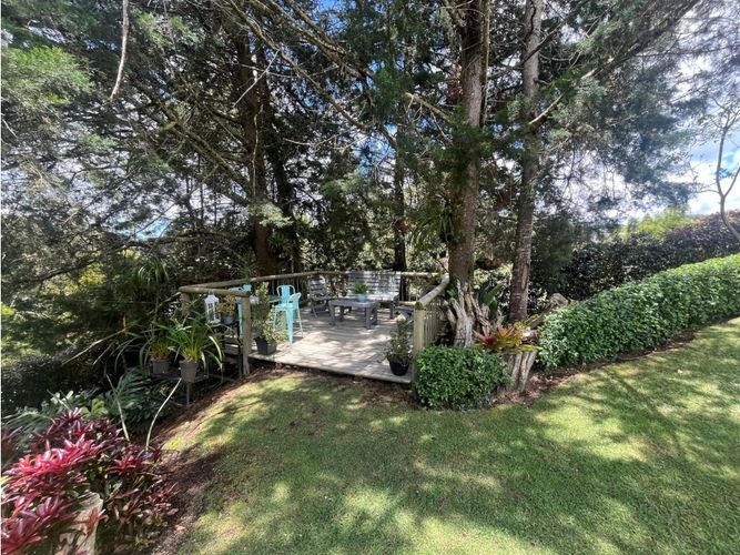 Casa de 4 alcobas en venta en Guamito, La Ceja, 480 m² · foto 2 de 12