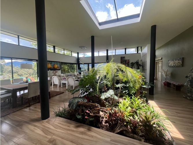 Casa de 4 alcobas en venta en Guamito, La Ceja, 480 m² · foto 6 de 12