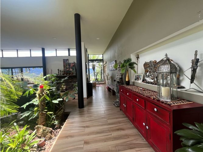 Casa de 4 alcobas en venta en Guamito, La Ceja, 480 m² · foto 10 de 12